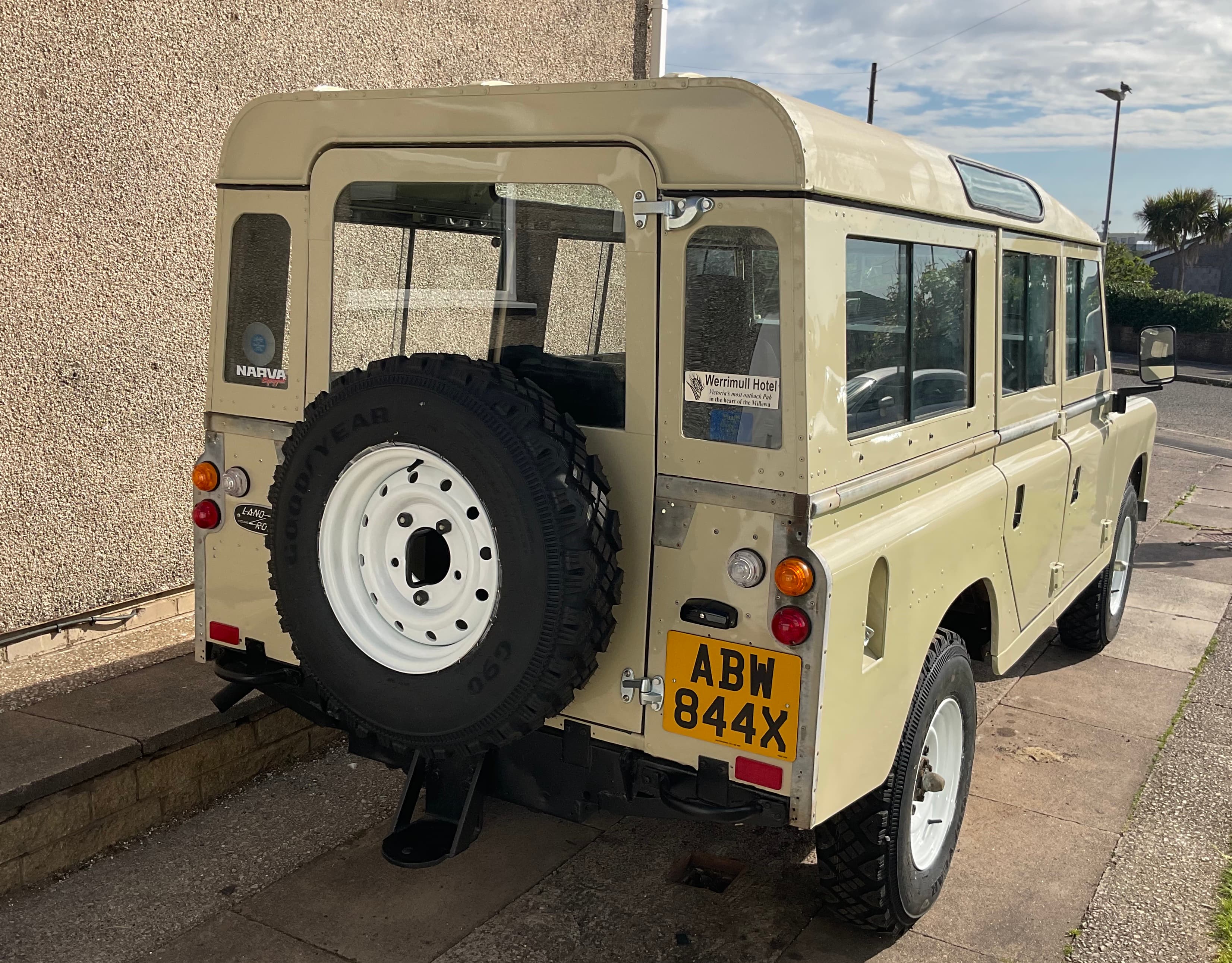Classic Landrover green for wedding events
